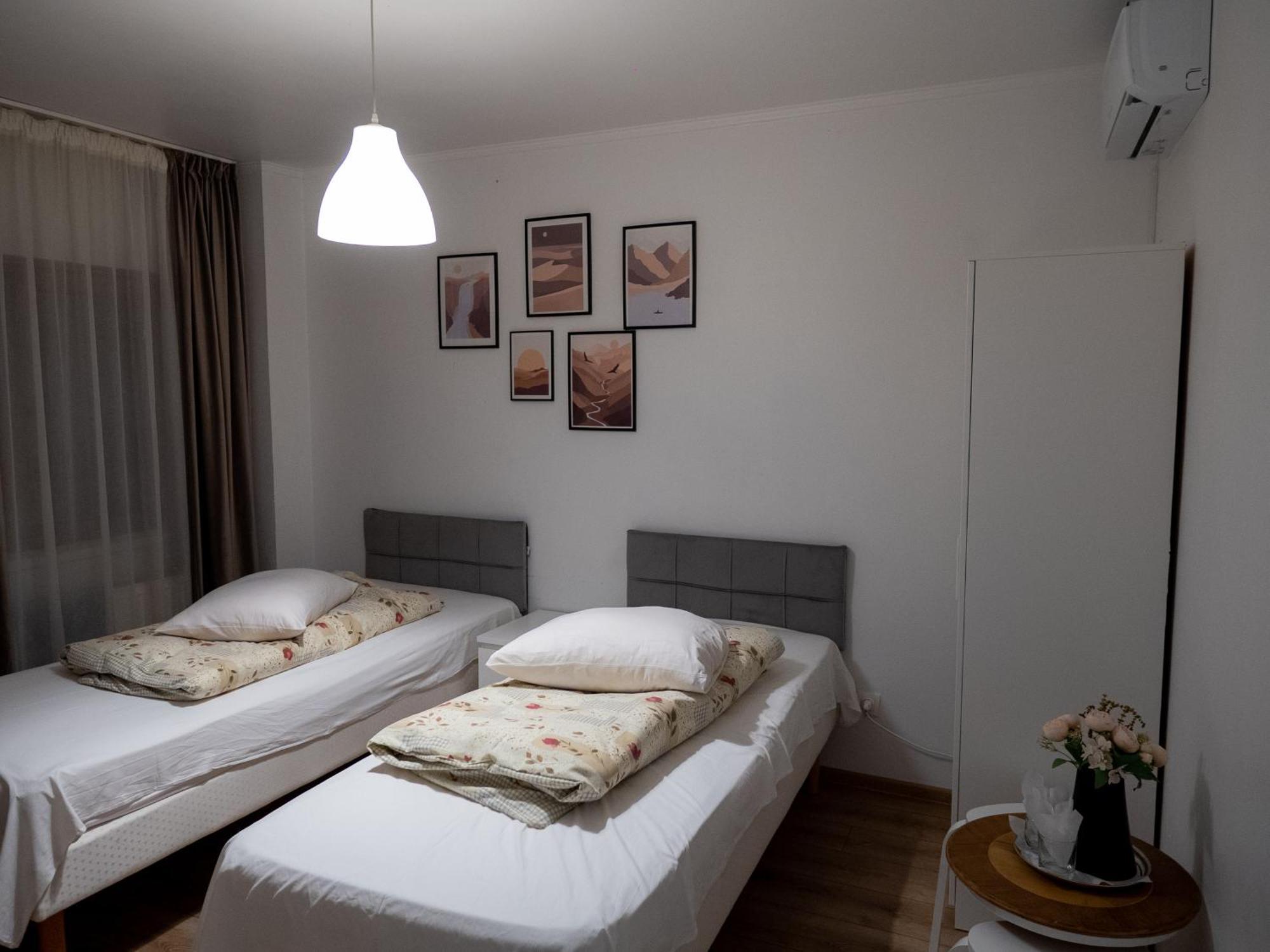Guesthouse Magic Băile Herculane Exteriör bild
