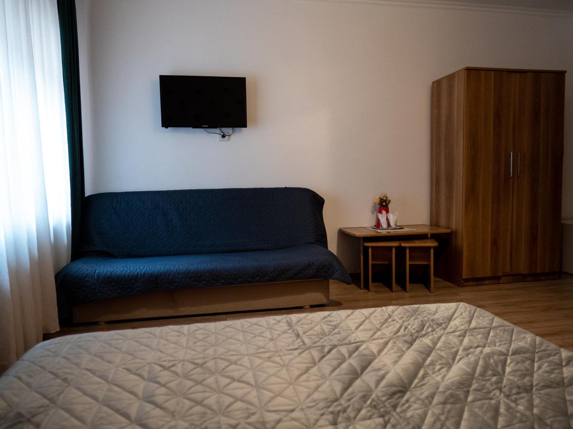 Guesthouse Magic Băile Herculane Exteriör bild